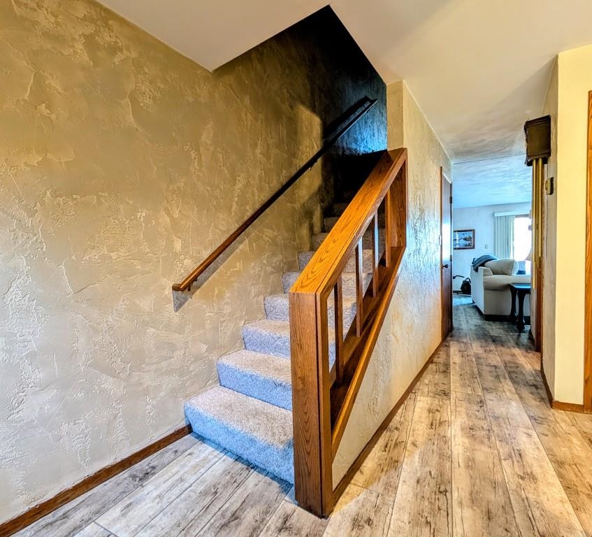 1235 West Nicolet Circle Appleton, WI 54914 - Photo 12 of 28