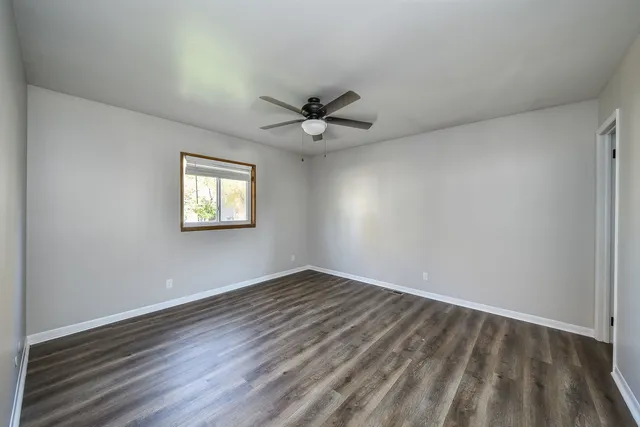 $414,990 | 1008 Brentwood Place, Geneva, IL 60134