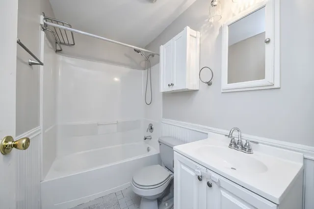 $414,990 | 1008 Brentwood Place, Geneva, IL 60134