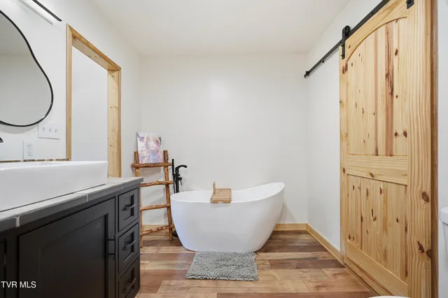 $429,900 | 333 Boone Lake Circle, Bluff City, TN 37618