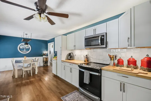 $429,900 | 333 Boone Lake Circle, Bluff City, TN 37618