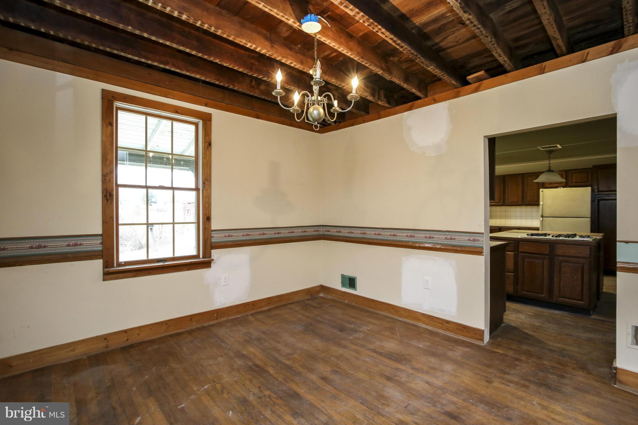 401 Slicers Mill Road Rising Sun, MD 21911 - Photo 6 of 29 Living Room