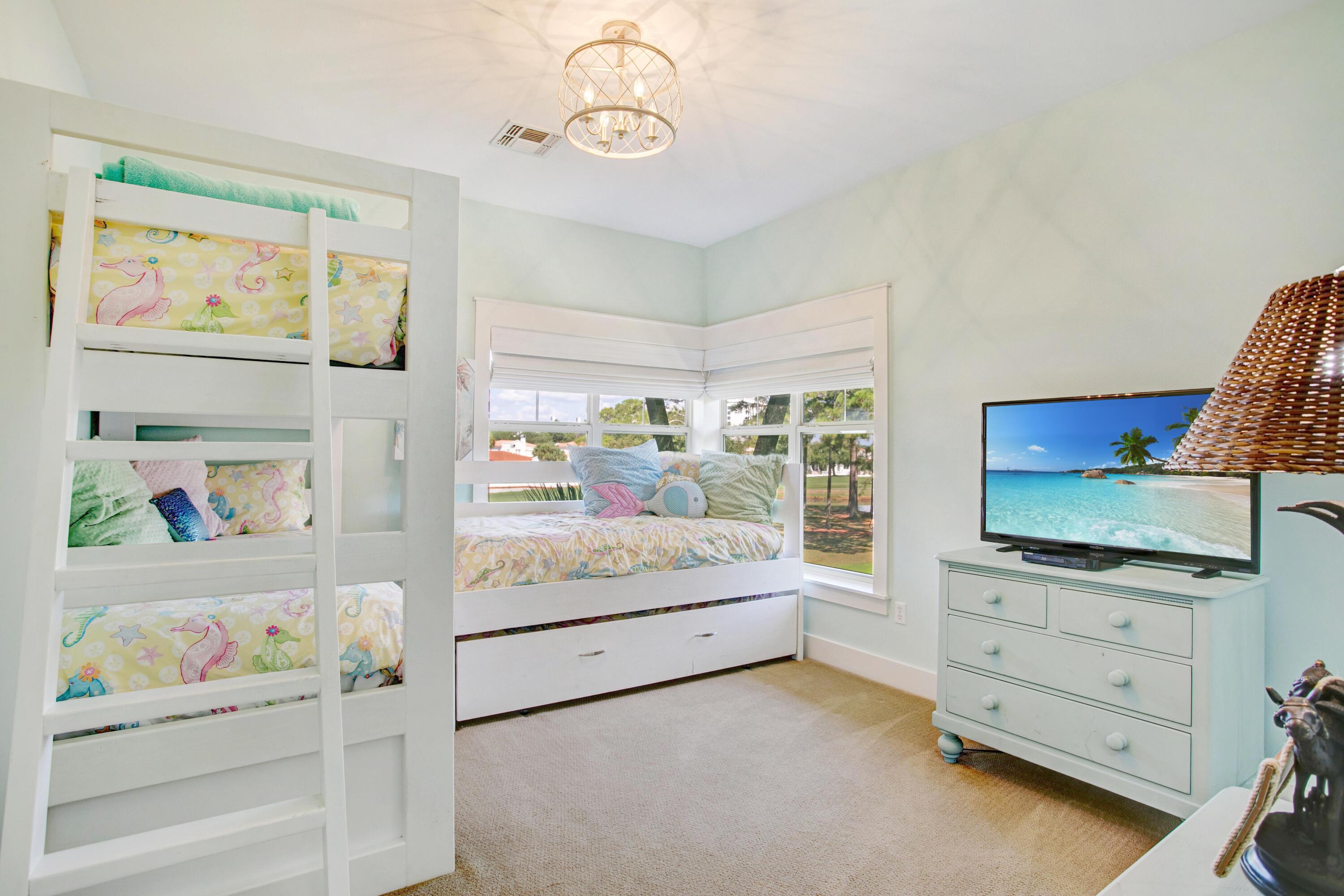 8605 Magnolia Bay Lane Miramar Beach, FL 32550 - Photo 28 of 38 Guest bedroom