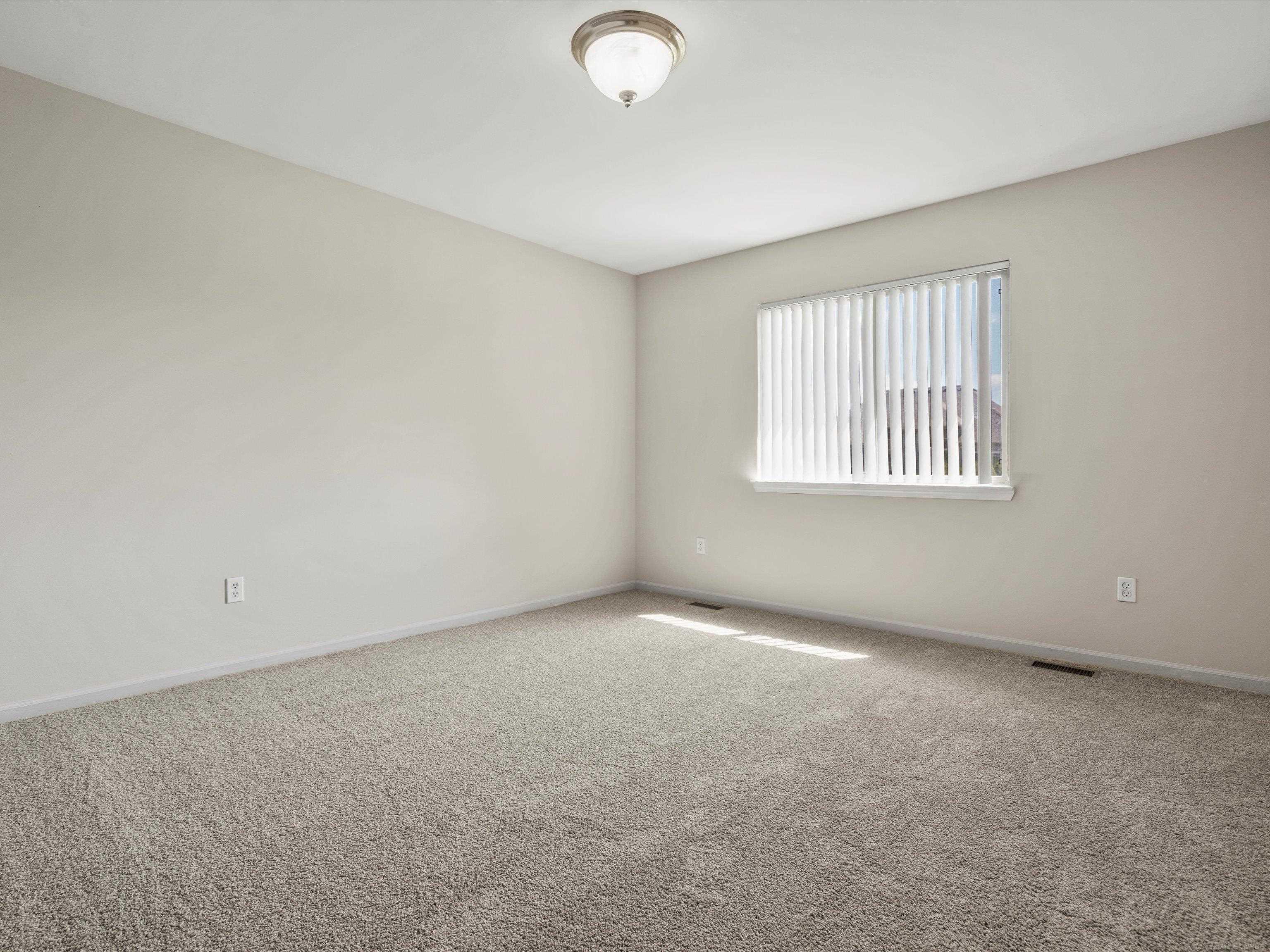 55374 Raspberry Drive Macomb, MI 48042 - Photo 25 of 31 50175026-6b03c5d6-9f66-4e31-bf9d-1ec3efe479c8.JPG