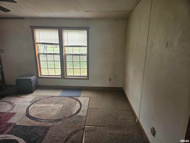 $148,000 | 8913 Winemiller Road, Macedonia, IL 62860