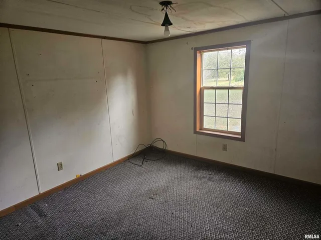 $148,000 | 8913 Winemiller Road, Macedonia, IL 62860