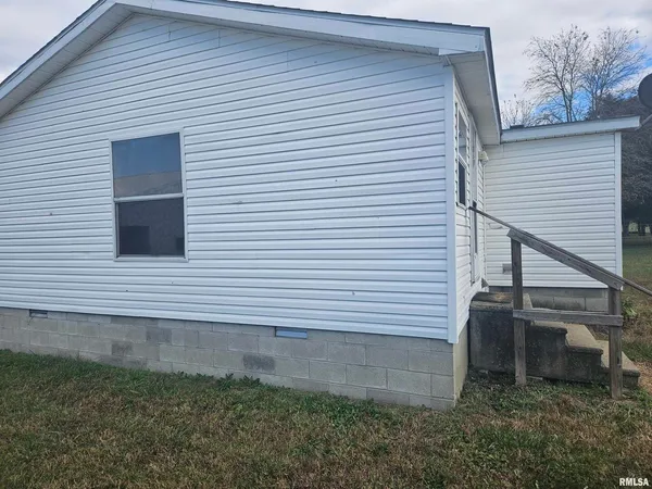 $125,000 | 8913 Winemiller Road, Macedonia, IL 62860