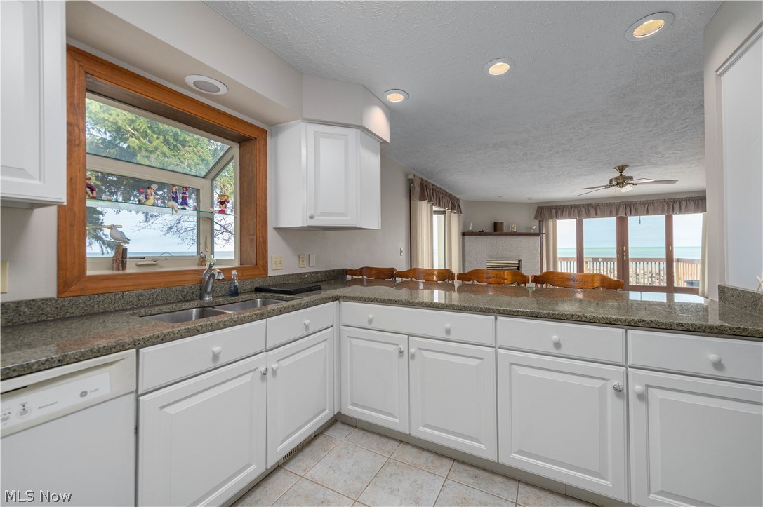 4601 Compass Rose, Unit 30 Vermilion, OH 44089 - Photo 12 of 50