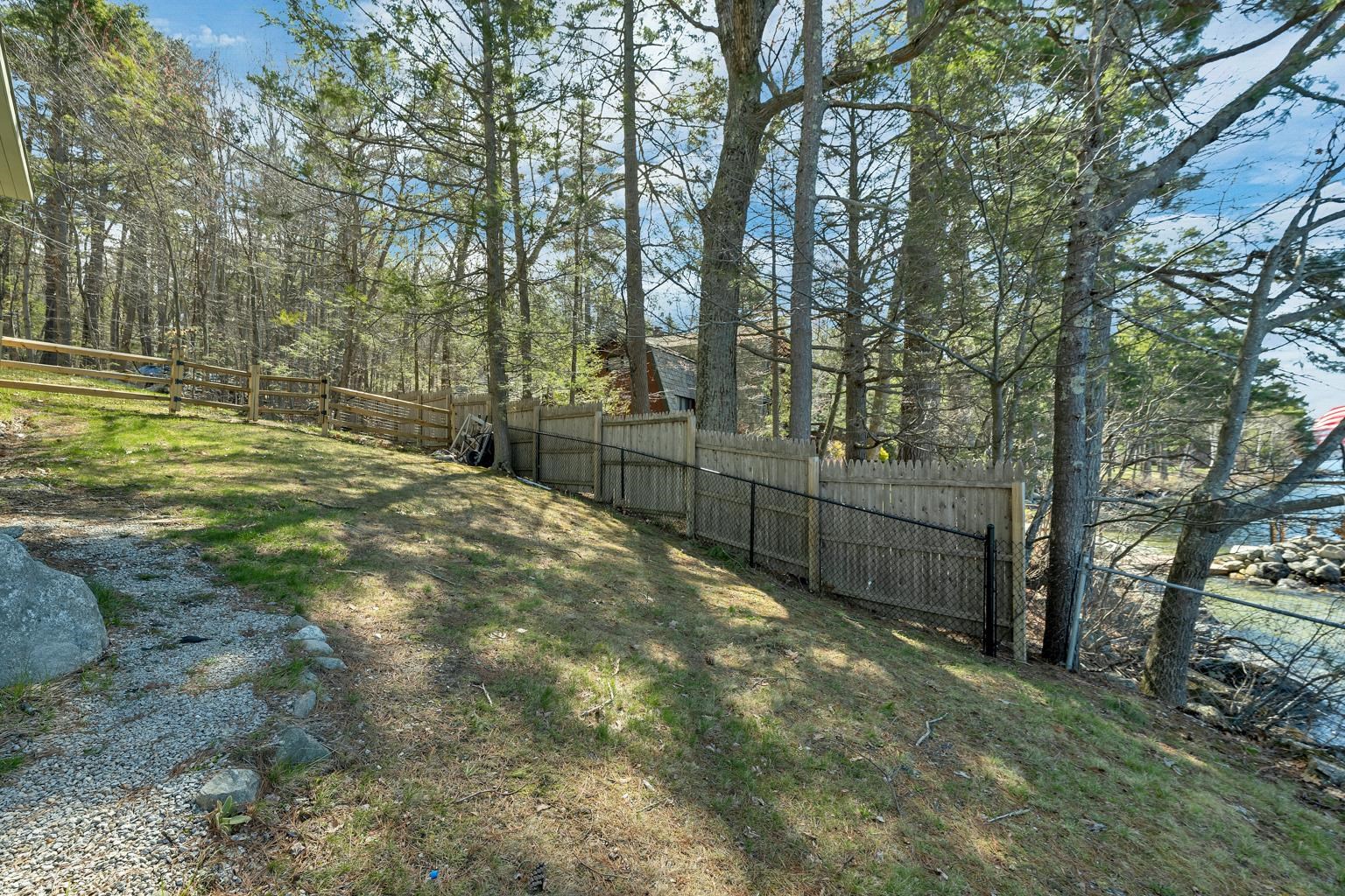 44 Eaglemere Road Tuftonboro, NH 03853 - Photo 15 of 55