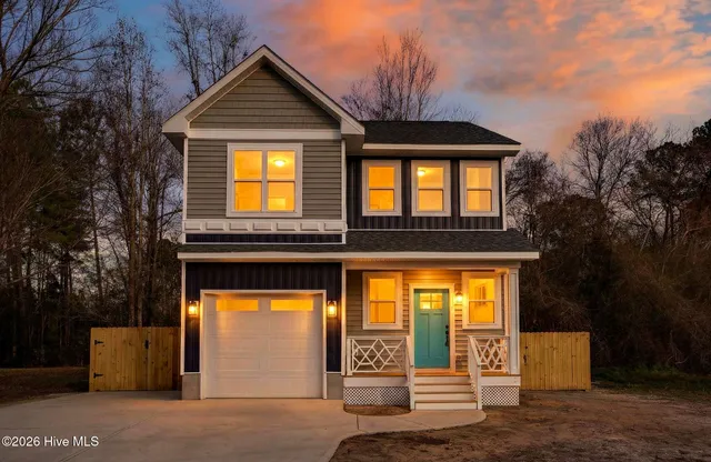 $600,000 | 404 South Bodenheimer Street, Burgaw, NC 28425