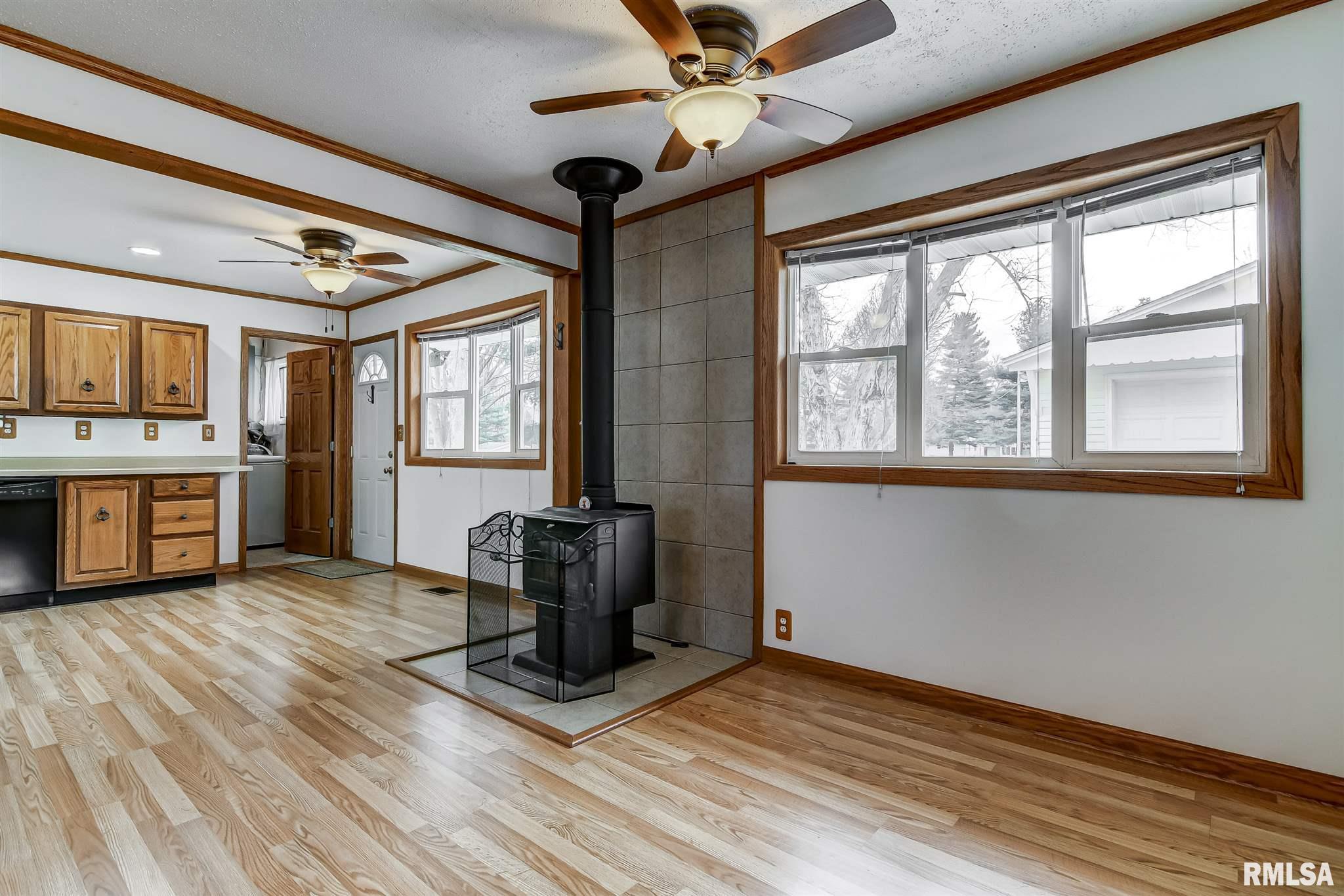 38 Circle Drive Springfield, IL 62703 - Photo 8 of 36
