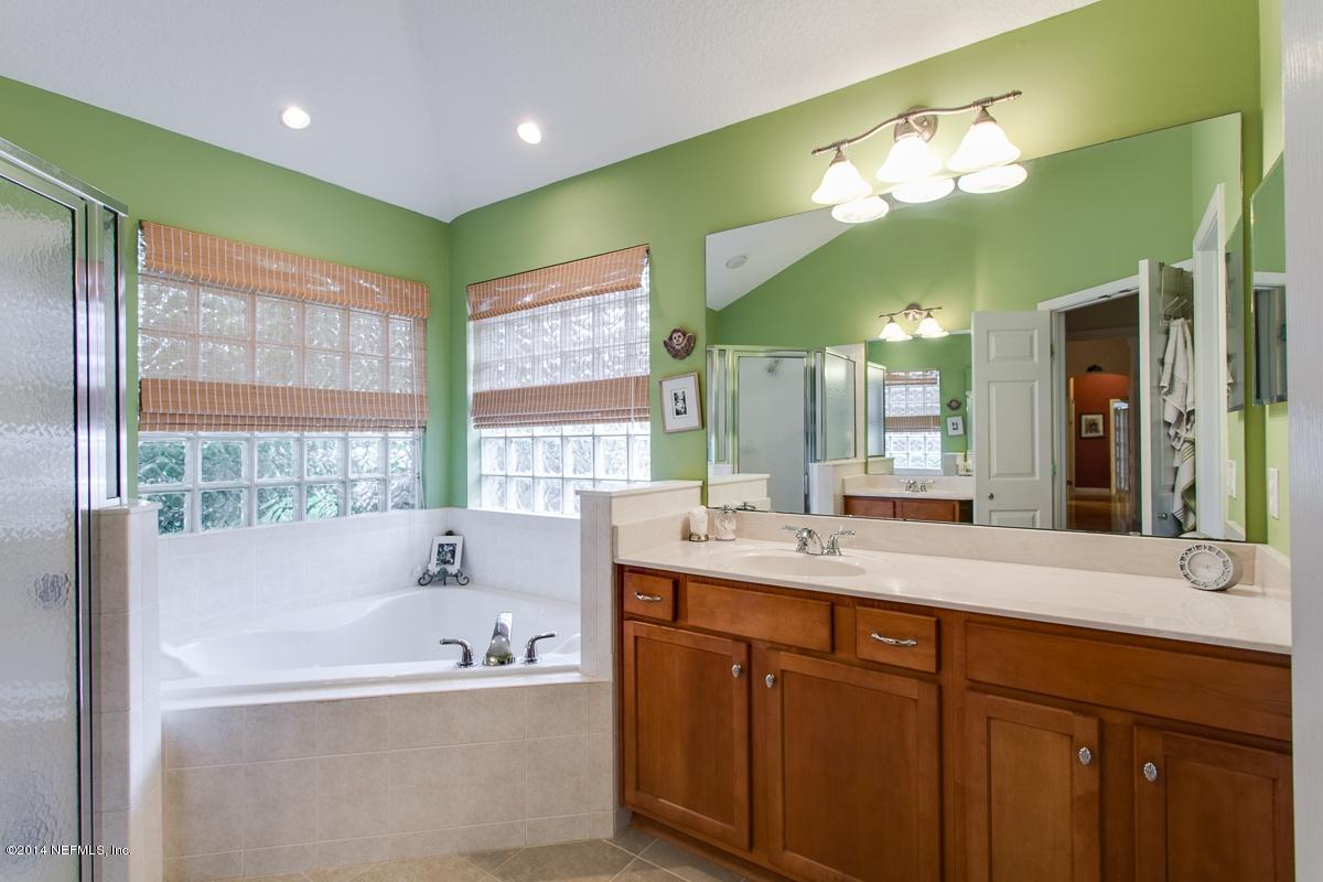 11667 Magnolia Estates Road Jacksonville, FL 32223 - Photo 12 of 23 MASTER BATHROOM