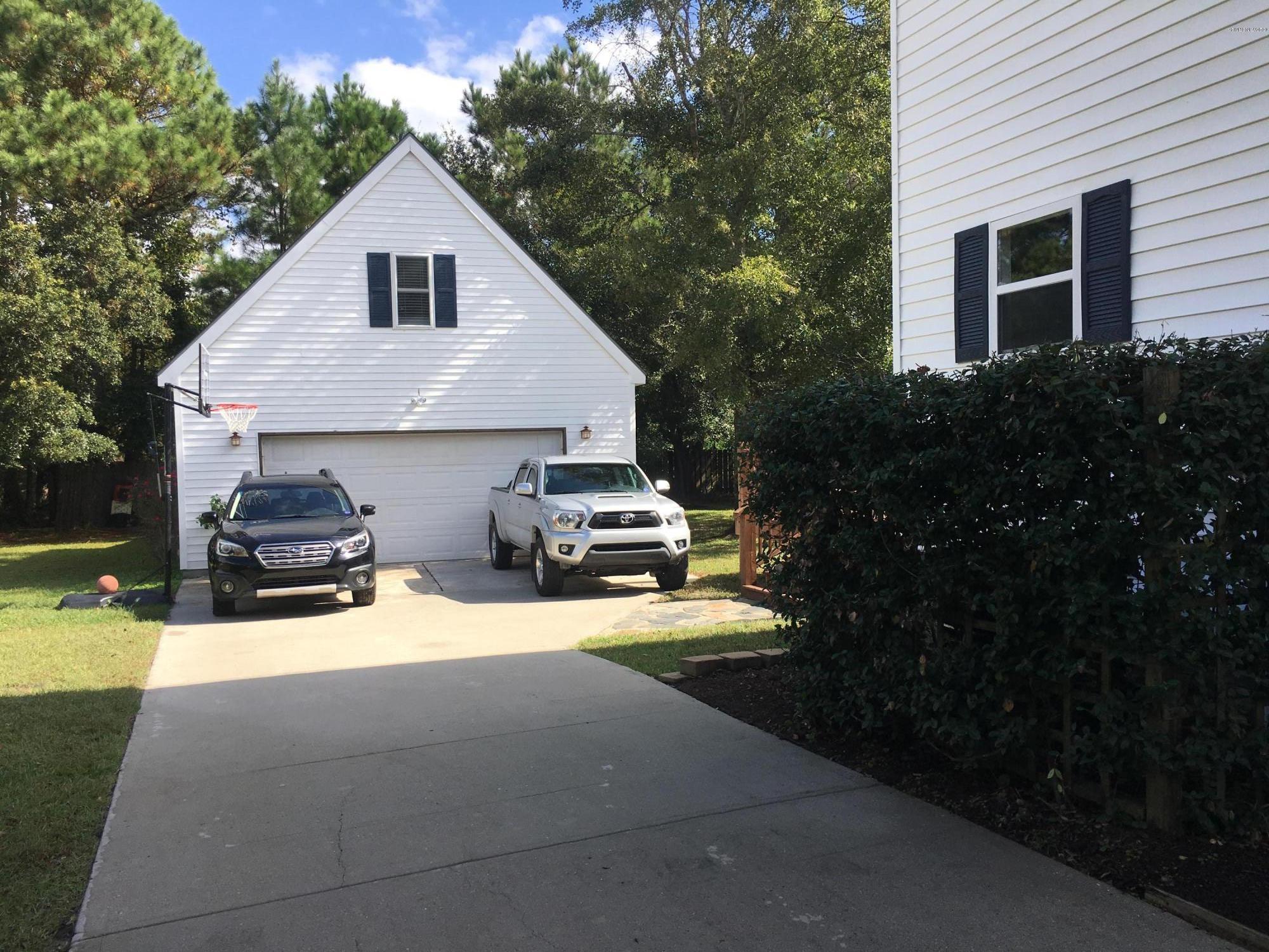326 Masters Lane Hampstead, NC 28443 - Photo 26 of 27 garage