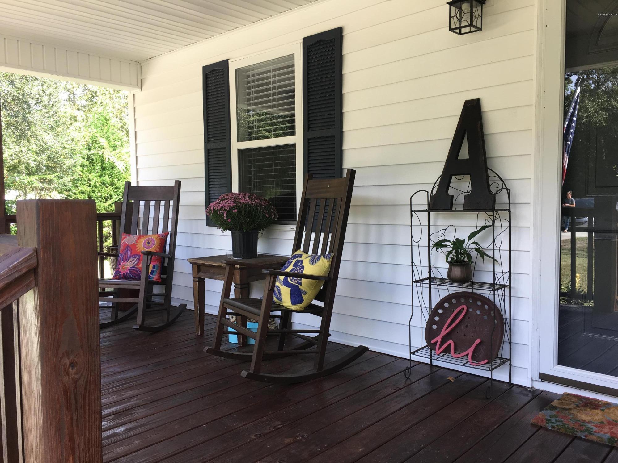 326 Masters Lane Hampstead, NC 28443 - Photo 3 of 27 front porch