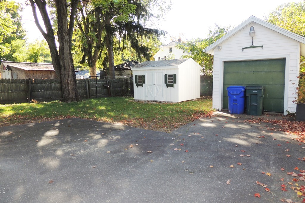 26 Stuart Street Springfield, MA 01119 - Photo 25 of 26