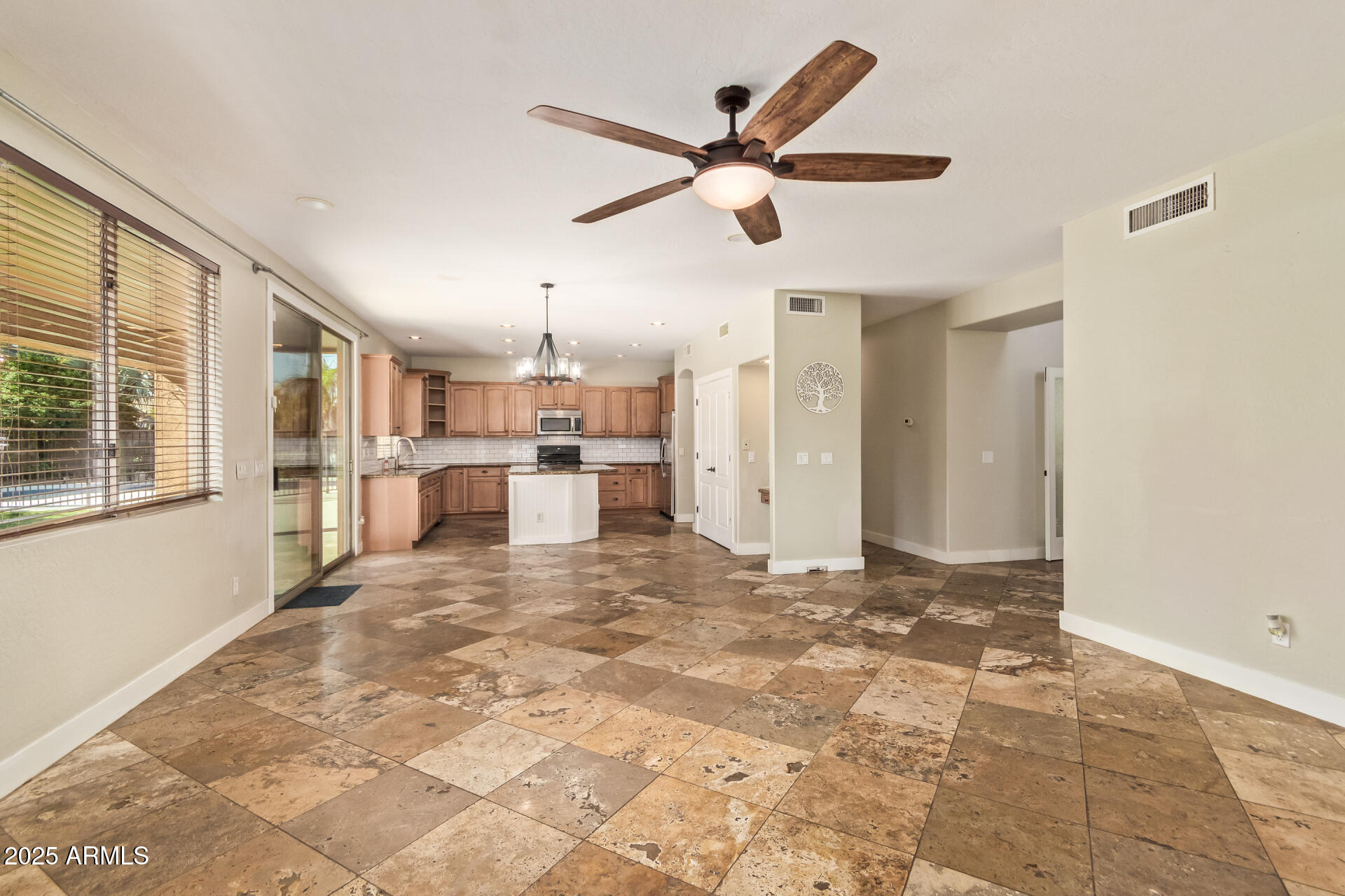 3723 East Kimball Road Gilbert, AZ 85297 - Photo 17 of 88 19 - Kimball
