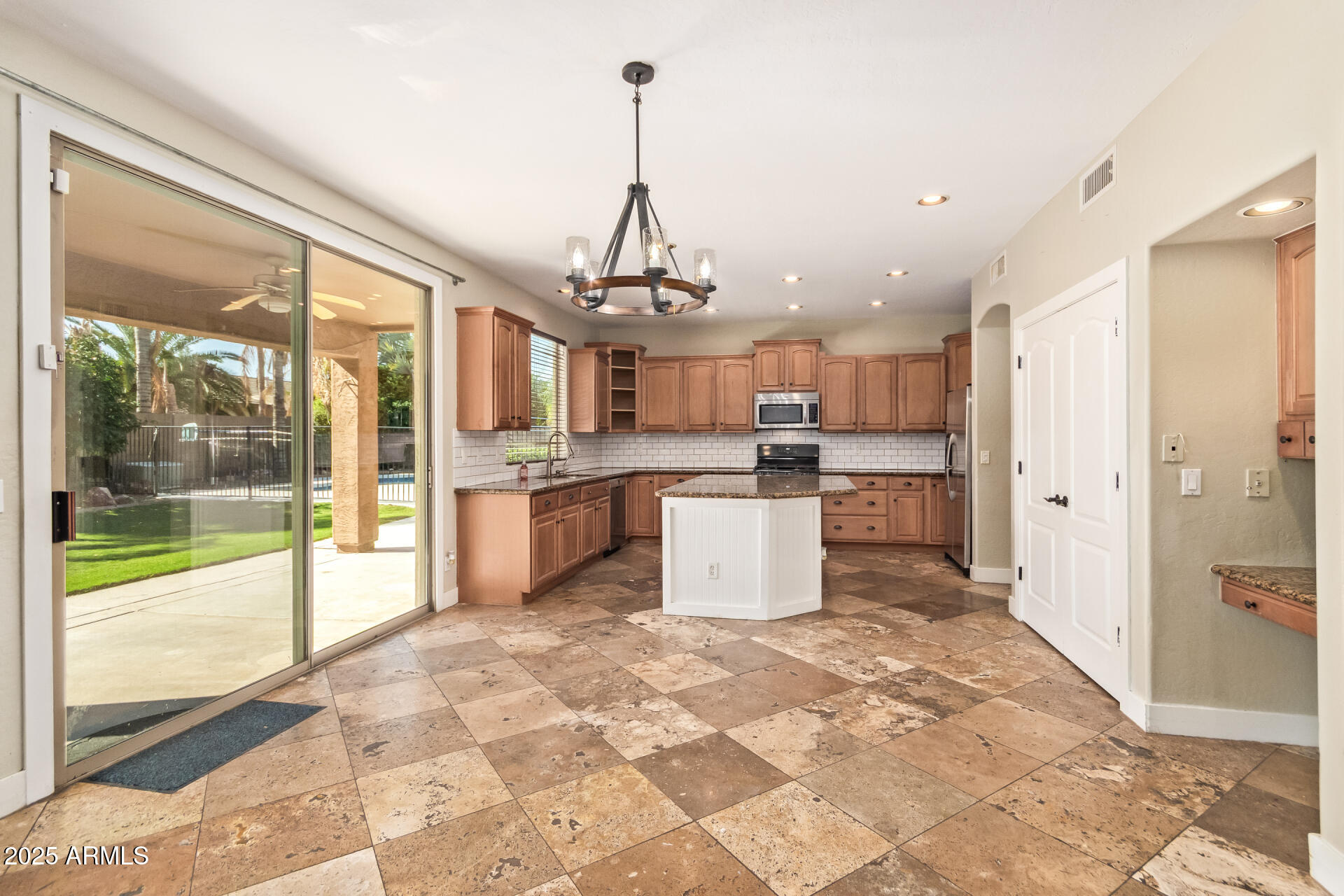 3723 East Kimball Road Gilbert, AZ 85297 - Photo 18 of 88 20 - Kimball