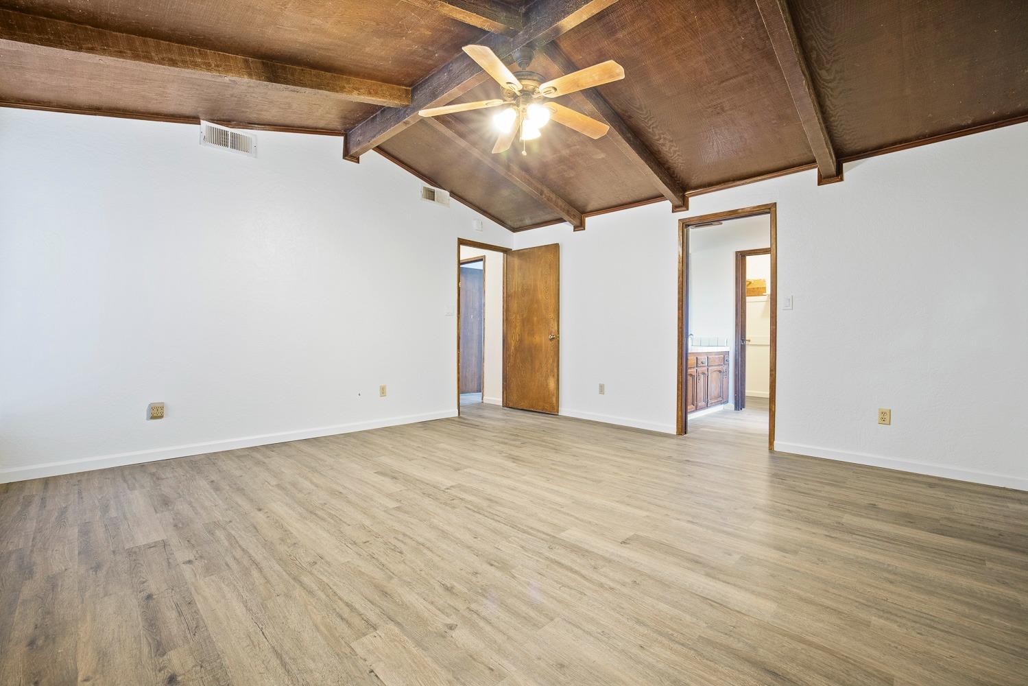 43036 Jacalitos Creek Road Coalinga, CA 93210 - Photo 36 of 85 a view of empty room with wooden floor