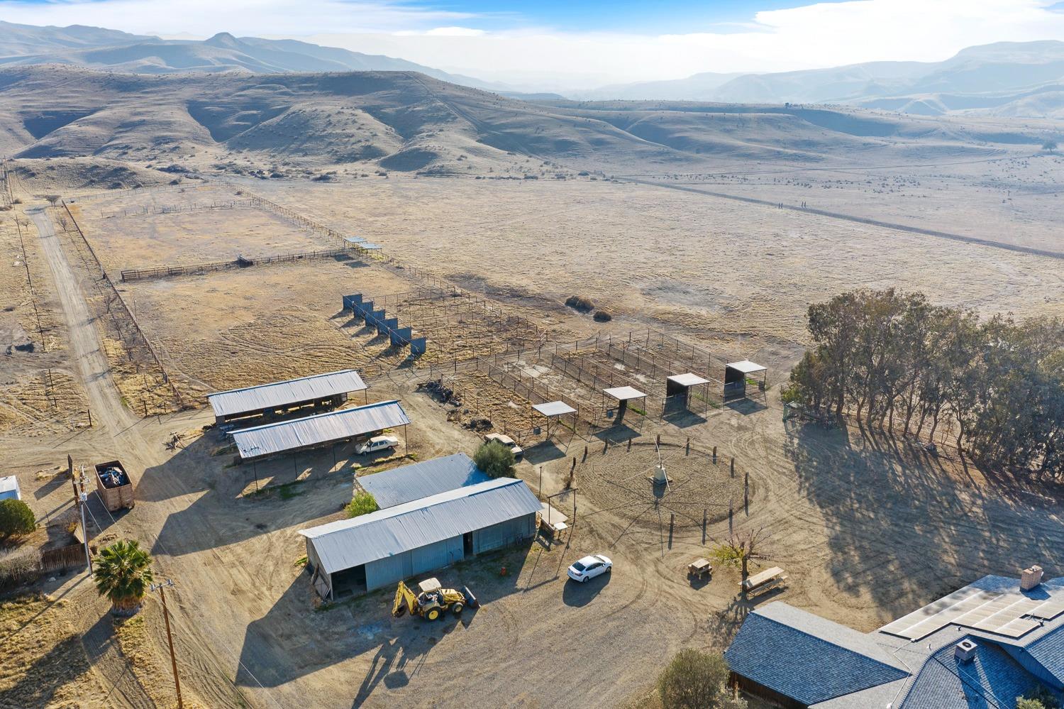 43036 Jacalitos Creek Road Coalinga, CA 93210 - Photo 45 of 85 a view of city and mountain