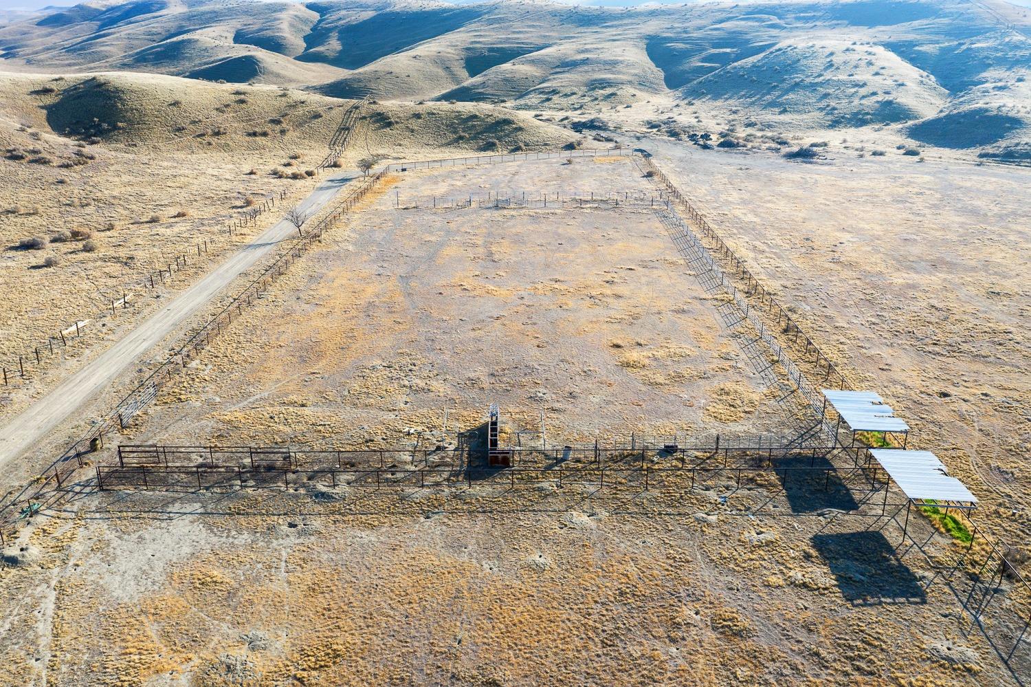 43036 Jacalitos Creek Road Coalinga, CA 93210 - Photo 48 of 85