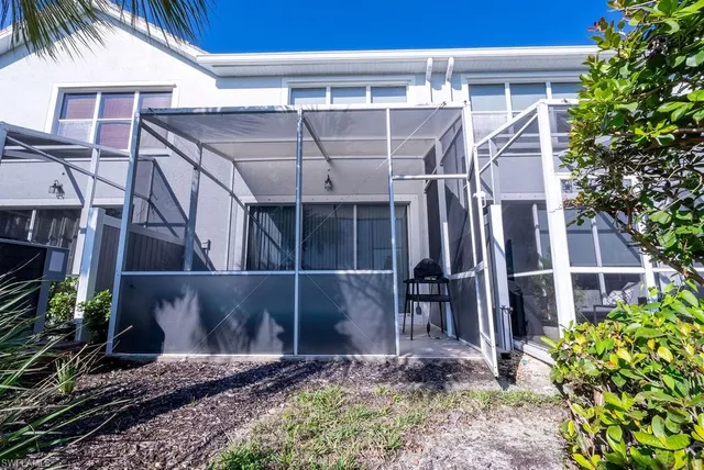 a view of entrance gate of the house
