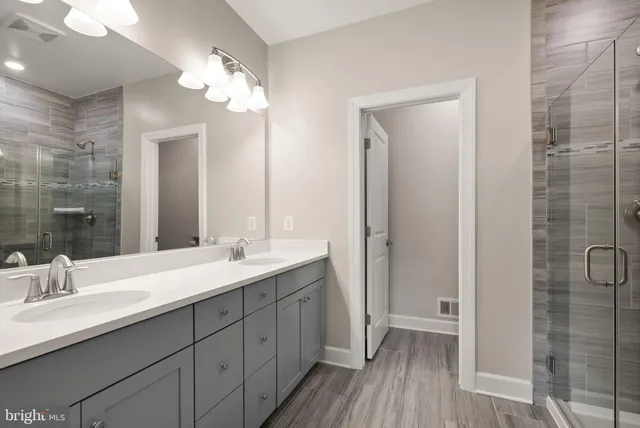 $565,000 | 20702 Wood Quay Drive, Sterling, VA 20166