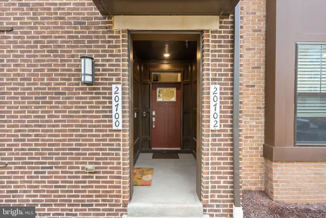 $565,000 | 20702 Wood Quay Drive, Sterling, VA 20166