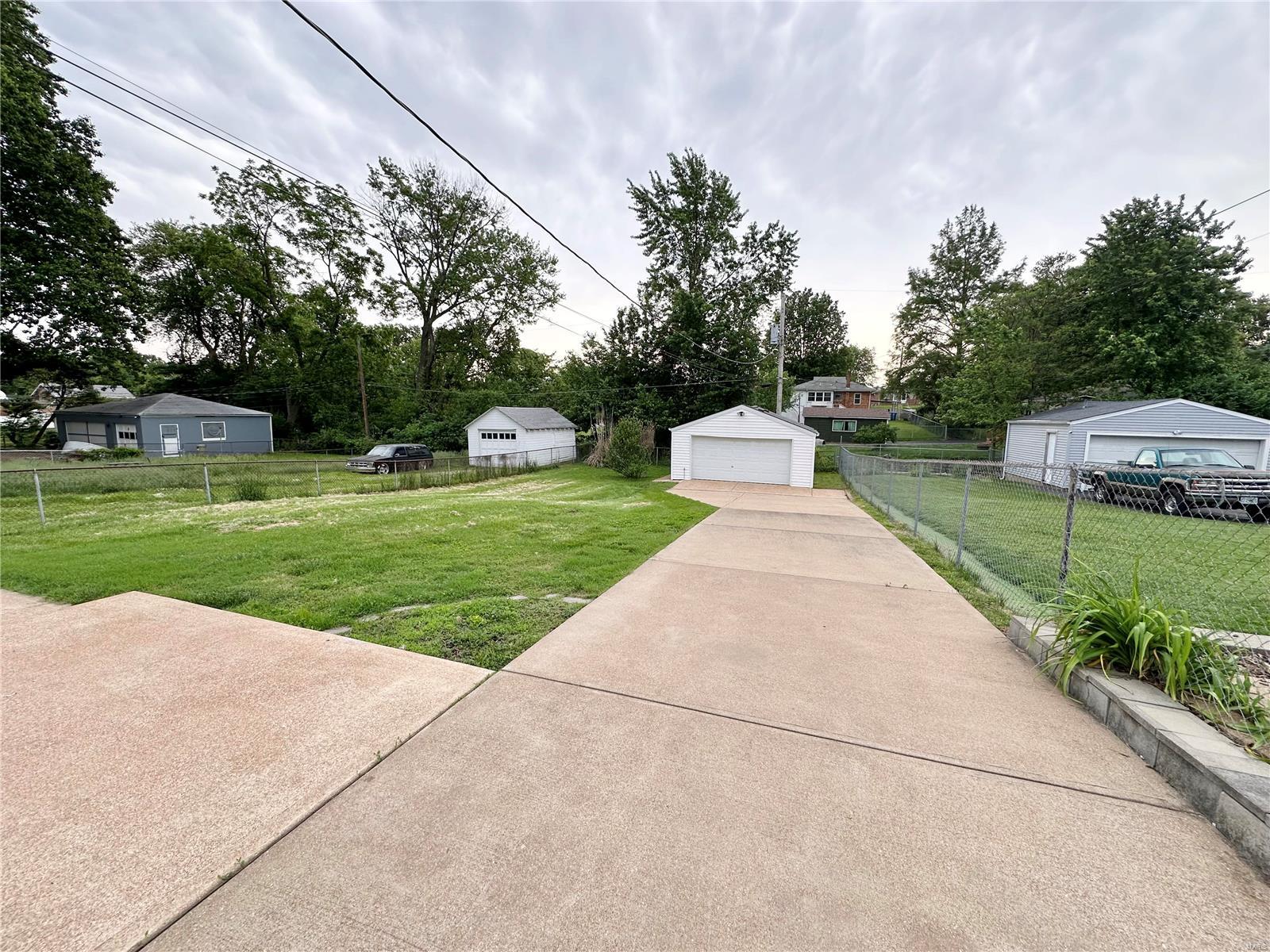 776 Reed Avenue St. Louis, MO 63125 - Photo 16 of 16 Gallery Image 16