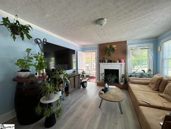 $1,800 | 109 Tiffany Drive, Taylors, SC 29687