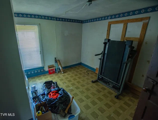 $149,000 | 990 West Jefferson Street, Wytheville, VA 24382