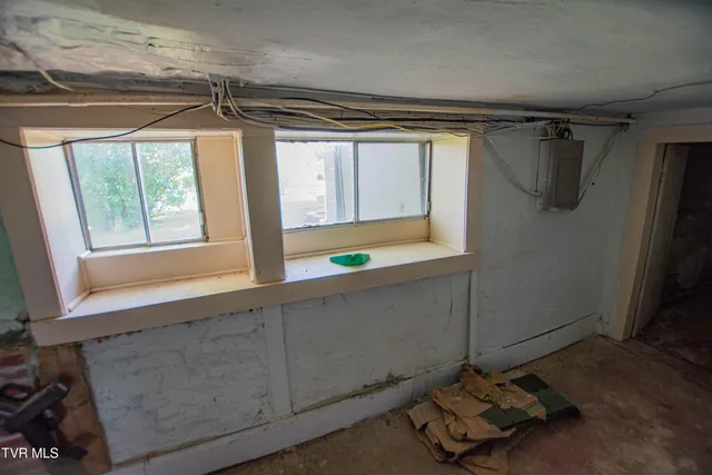 $149,000 | 990 West Jefferson Street, Wytheville, VA 24382