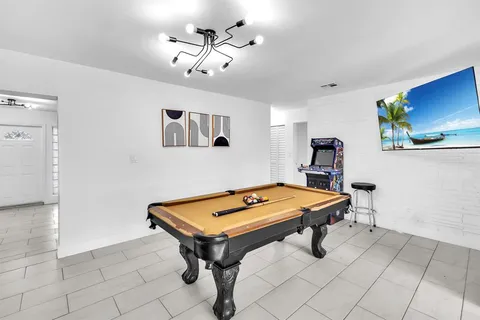$649,999 | 6630 Cody Street, Hollywood, FL 33024
