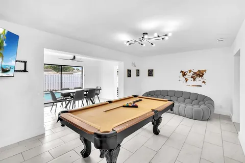 $649,999 | 6630 Cody Street, Hollywood, FL 33024