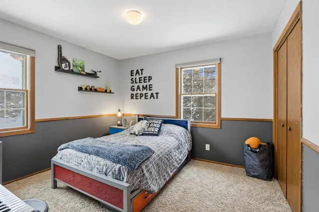 $499,500 | 33214 Nueman Court, Lindstrom, MN 55045