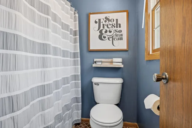 $499,500 | 33214 Nueman Court, Lindstrom, MN 55045