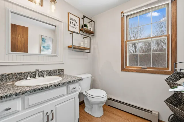 $499,500 | 33214 Nueman Court, Lindstrom, MN 55045