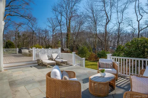 $3,295,000 | 151 Griffen Avenue, Scarsdale, NY 10583