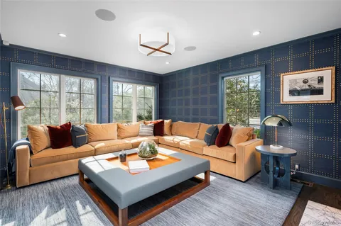 $3,295,000 | 151 Griffen Avenue, Scarsdale, NY 10583