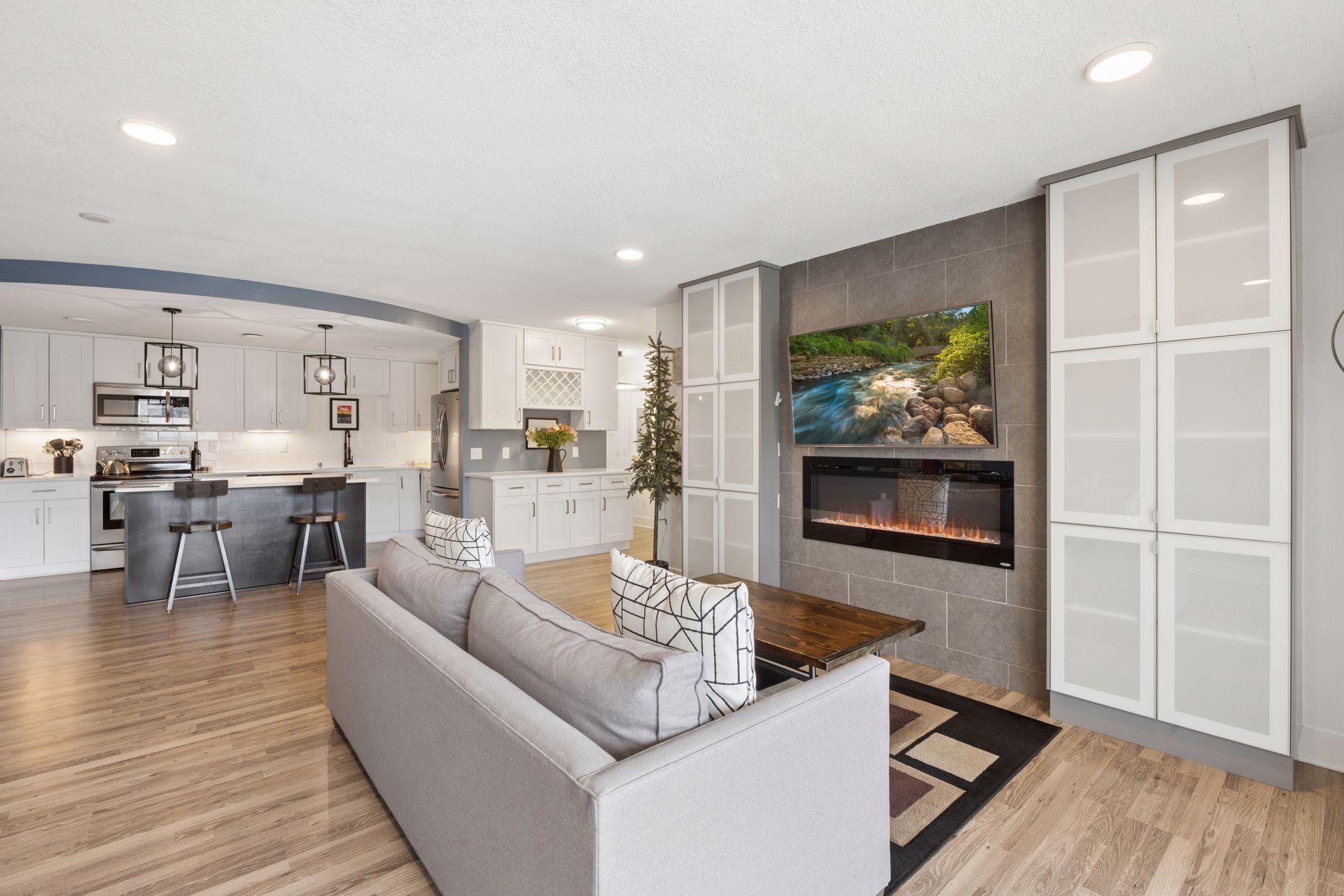 10401 Cedar Lake Road, Unit 410 Minnetonka, MN 55305 - Photo 11 of 34