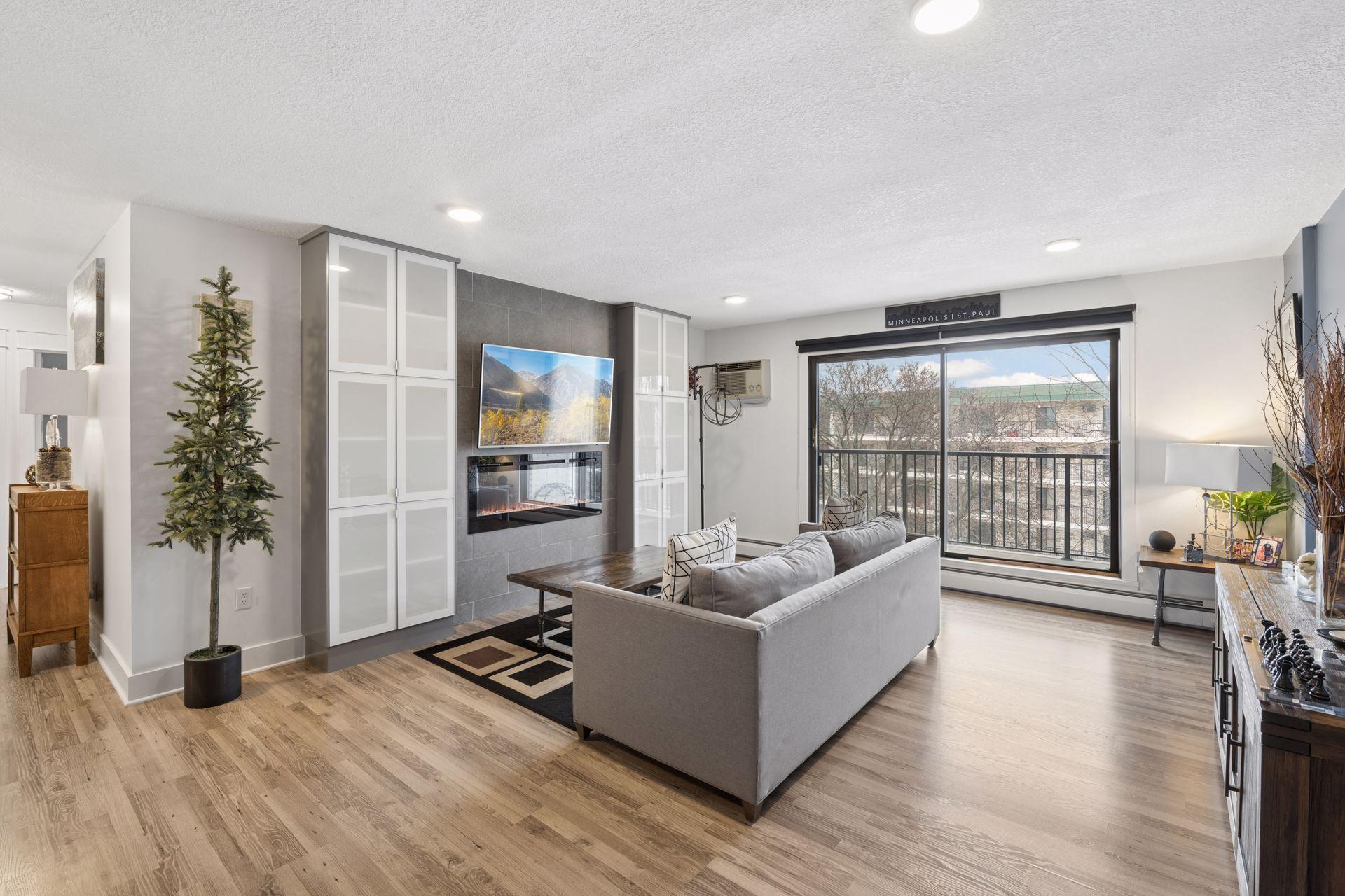 10401 Cedar Lake Road, Unit 410 Minnetonka, MN 55305 - Photo 15 of 34