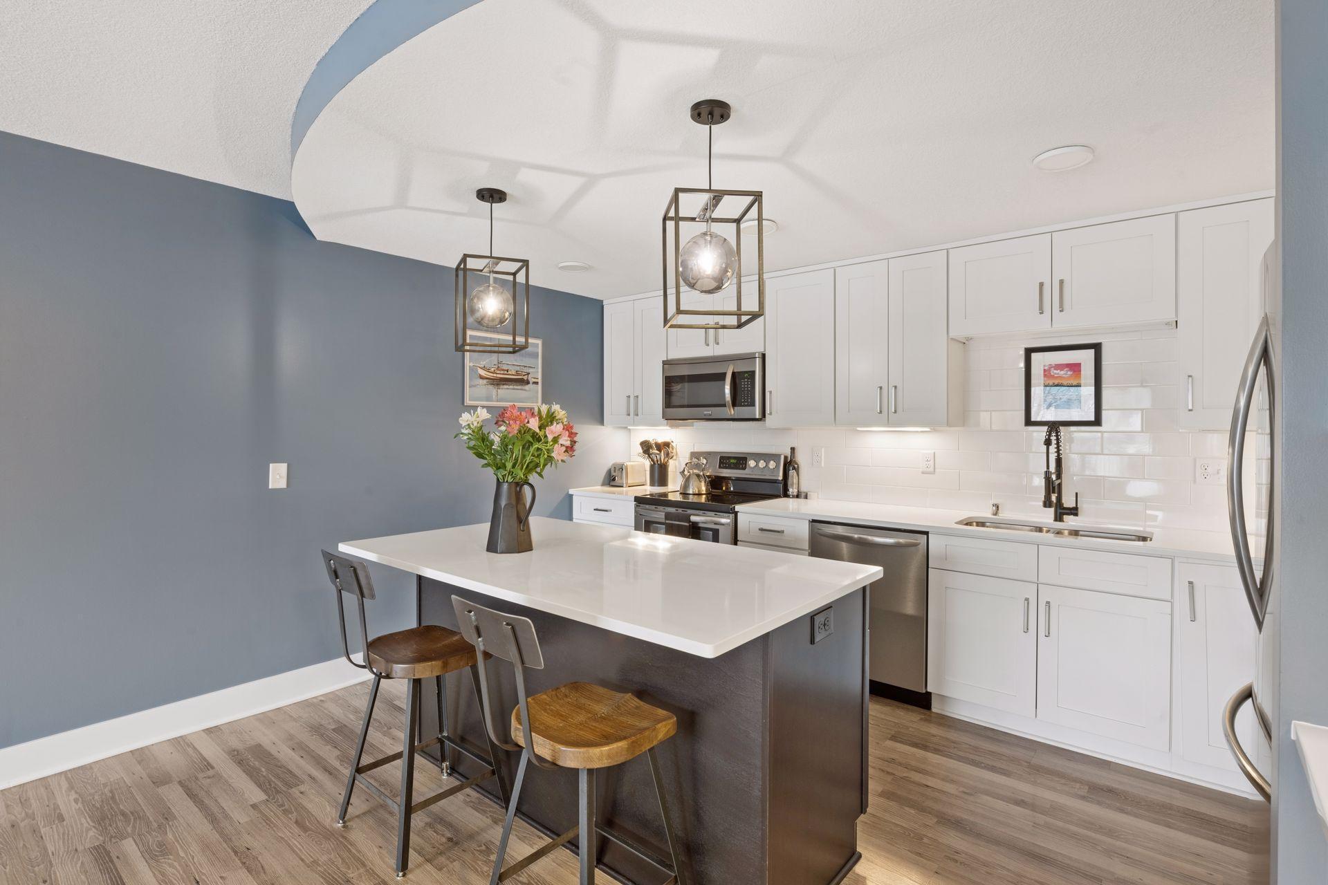 10401 Cedar Lake Road, Unit 410 Minnetonka, MN 55305 - Photo 3 of 34