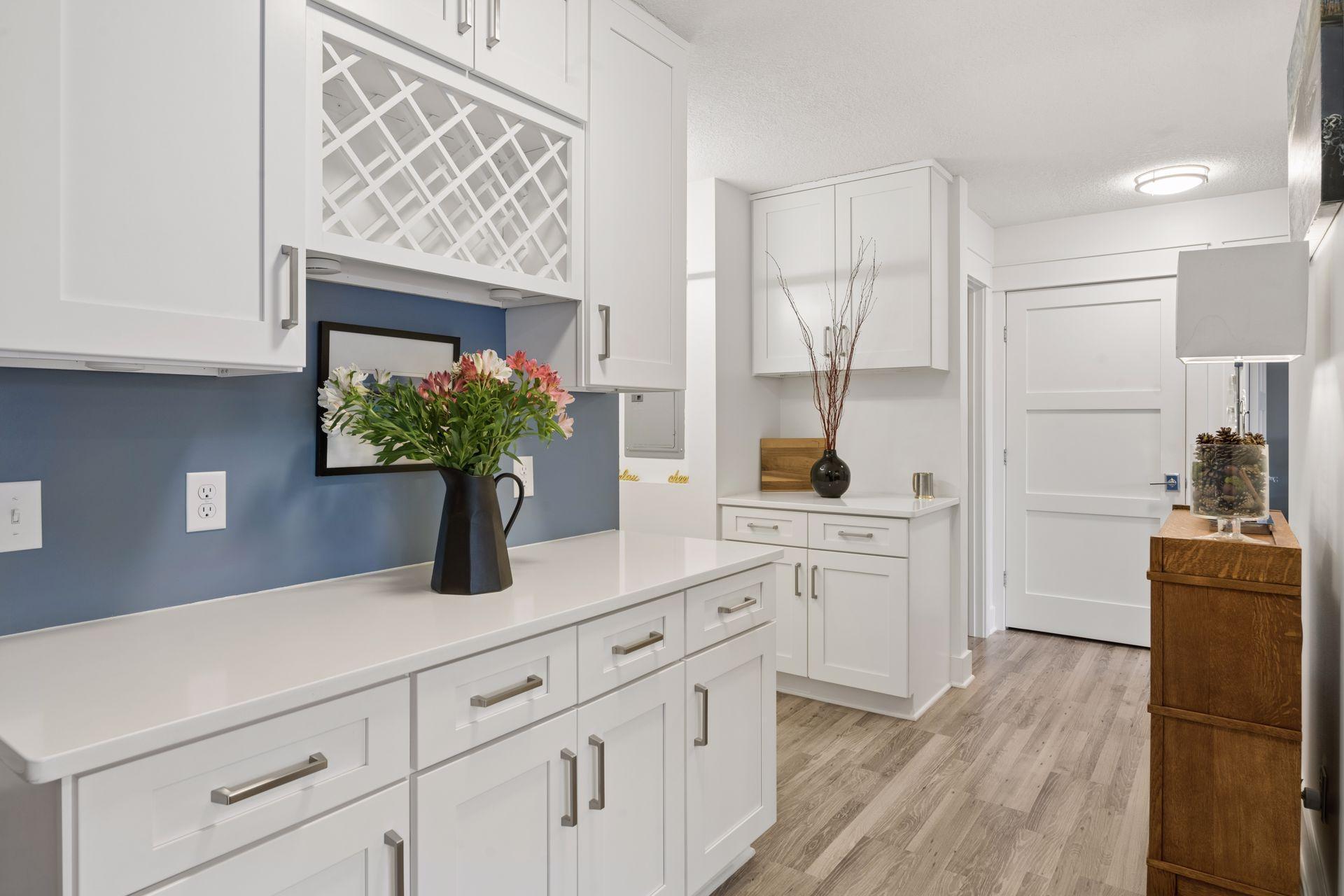 10401 Cedar Lake Road, Unit 410 Minnetonka, MN 55305 - Photo 5 of 34