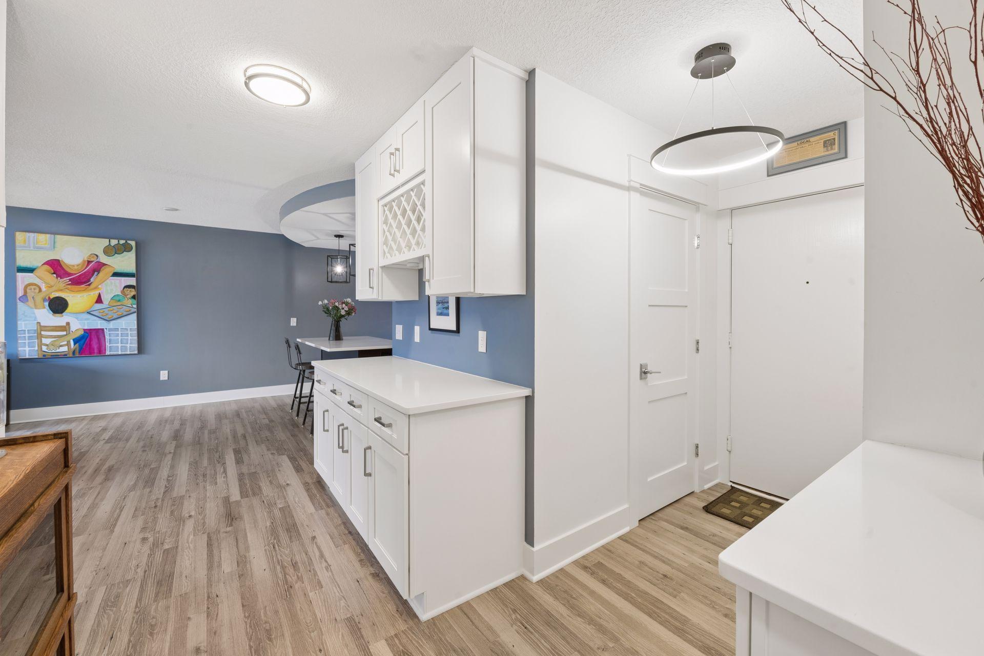 10401 Cedar Lake Road, Unit 410 Minnetonka, MN 55305 - Photo 6 of 34