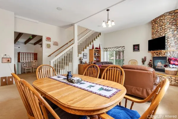 $649,900 | 27538 Meadow Drive, Lake Arrowhead, CA 92352