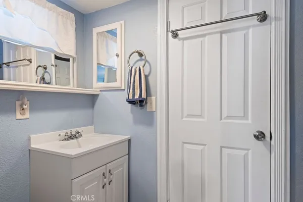 $649,900 | 27538 Meadow Drive, Lake Arrowhead, CA 92352