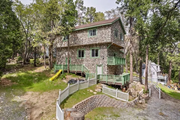 $649,900 | 27538 Meadow Drive, Lake Arrowhead, CA 92352