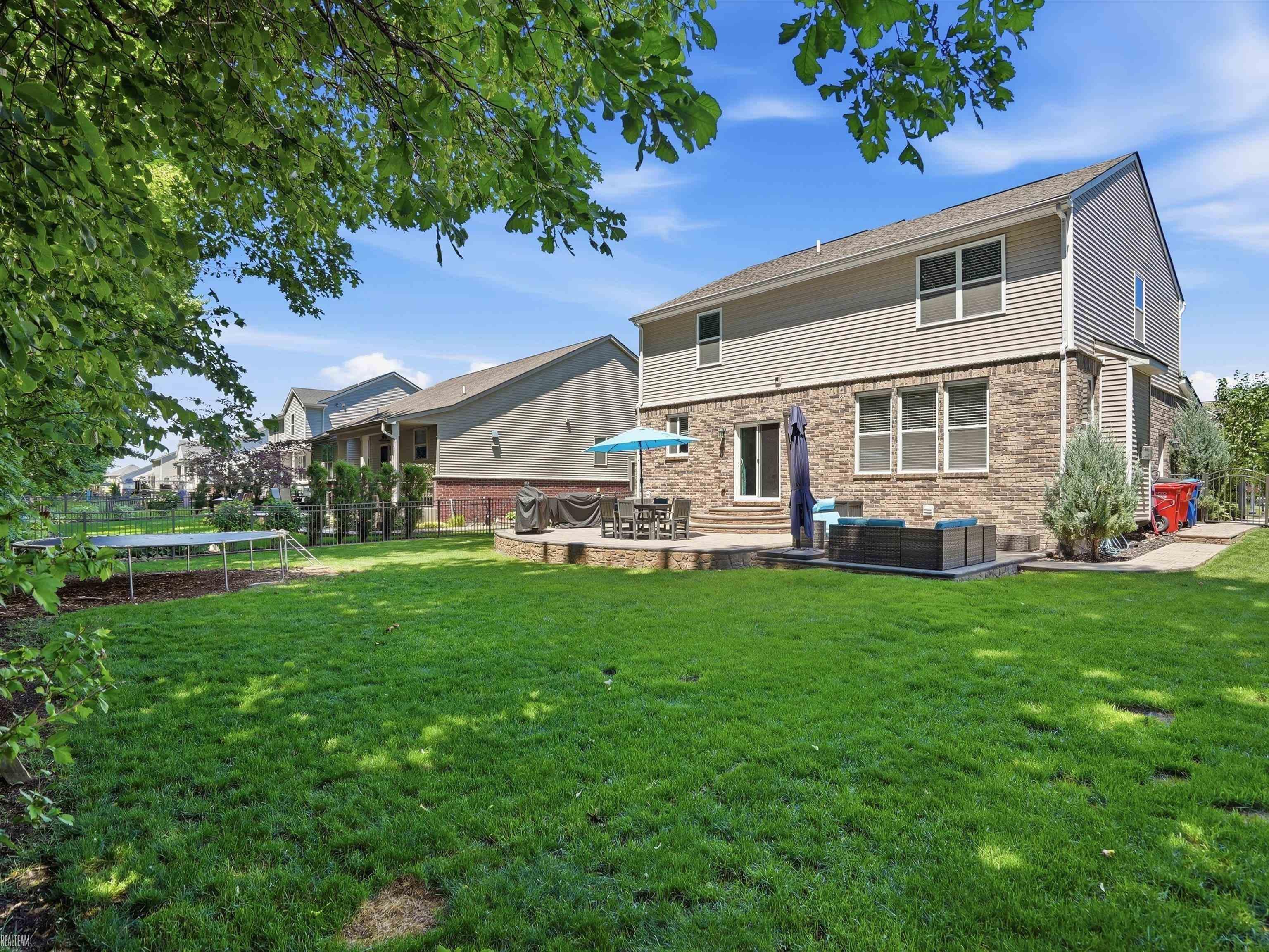 22326 Homestead Drive Macomb, MI 48044 - Photo 57 of 75