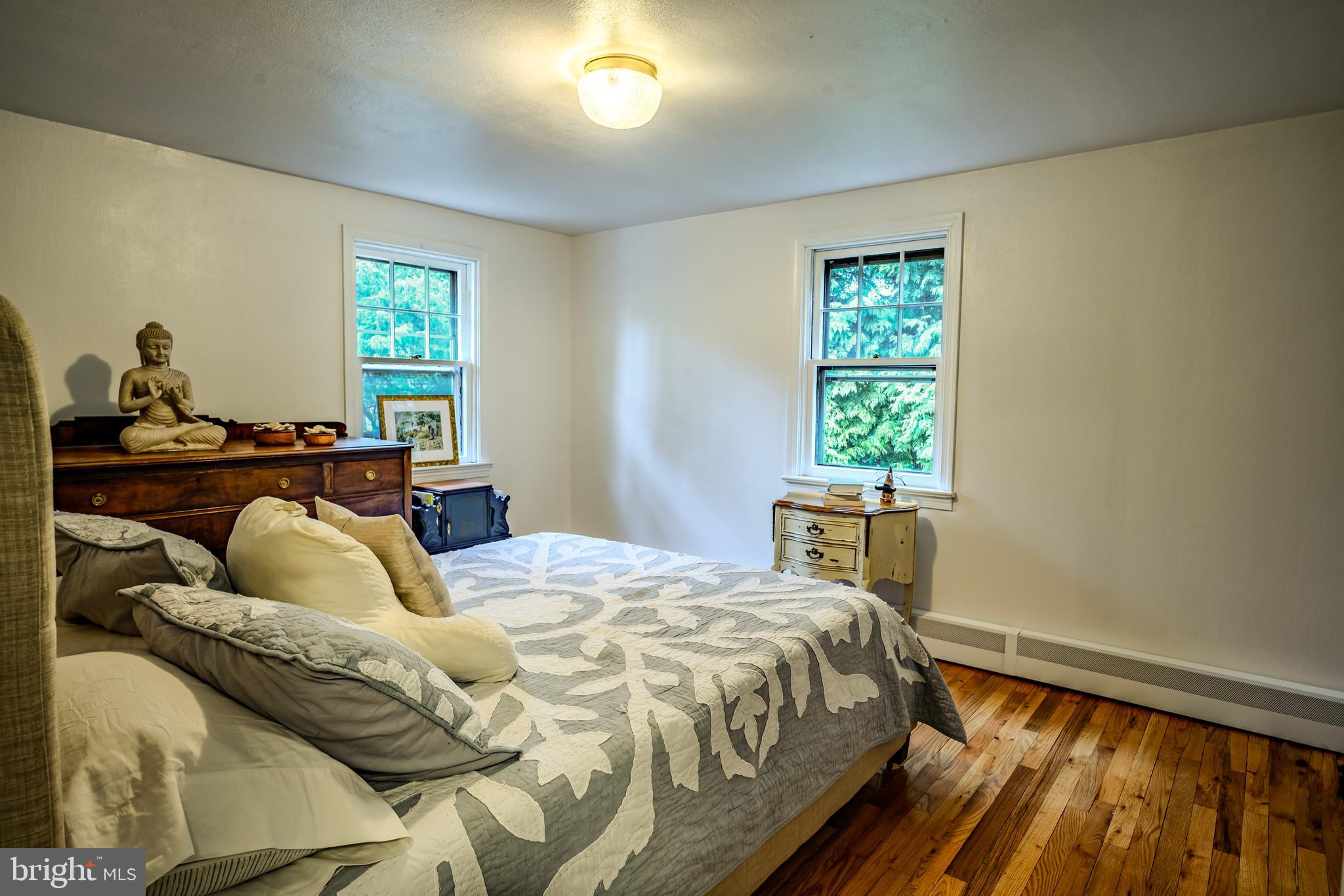 6566 Upper York Road New Hope, PA 18938 - Photo 15 of 22 Main bedroom