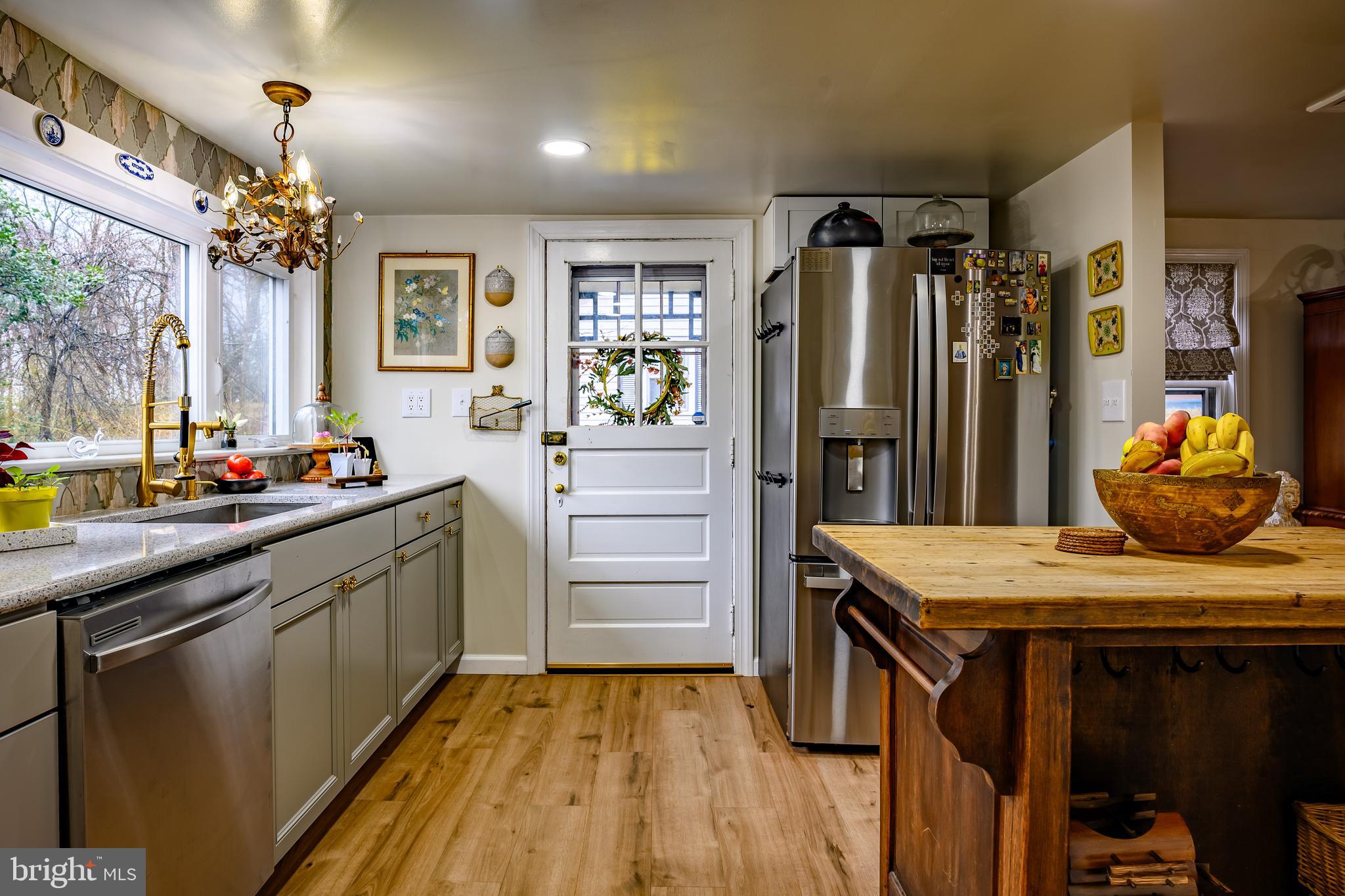 6566 Upper York Road New Hope, PA 18938 - Photo 3 of 22