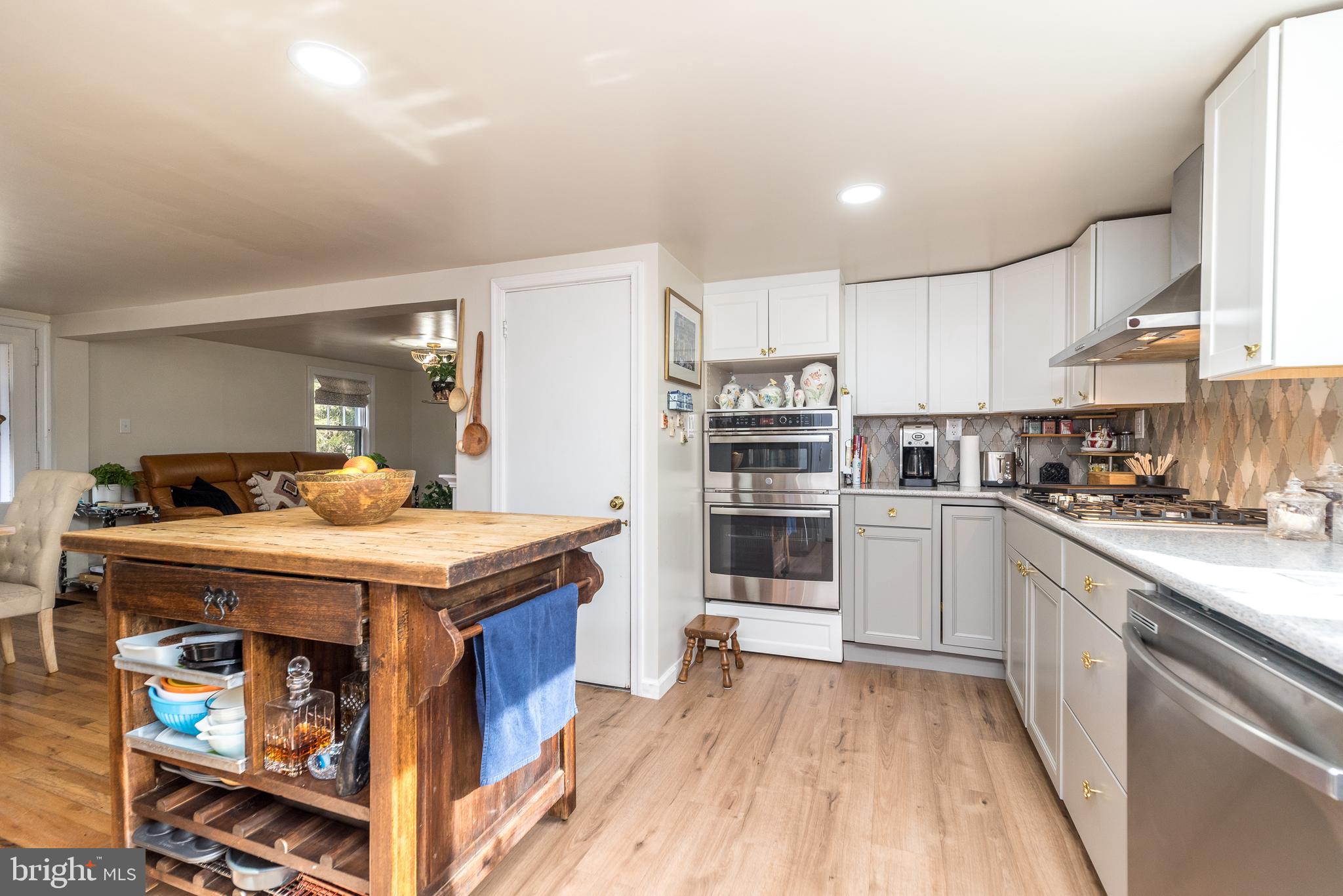 6566 Upper York Road New Hope, PA 18938 - Photo 6 of 22